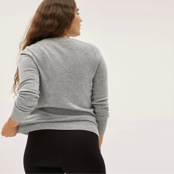 Everlane Women’s V-Neck Cashmere Sweater Size Small - Picture 3 of 10